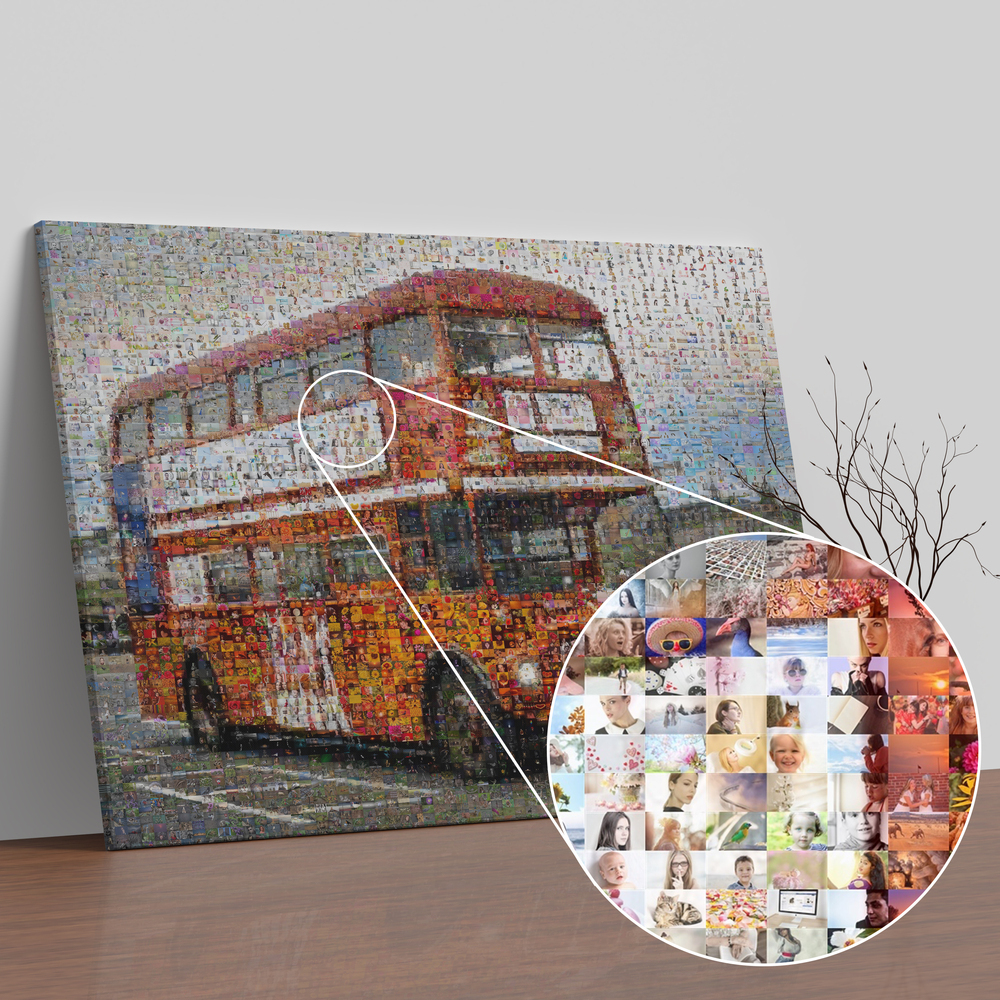 Mosaïque photo de bus londonien rouge posée sur une table, avec un zoom sur les petites photos
